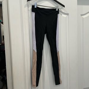 Koral black leggings with white and nude colors size small